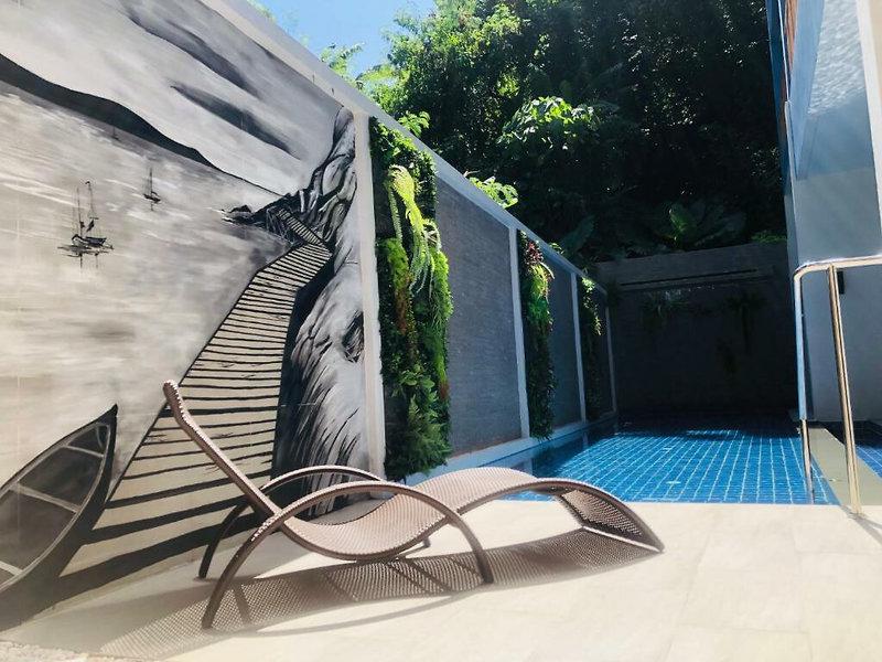 42CC408E896F22A000D3DCEFFBC5828F