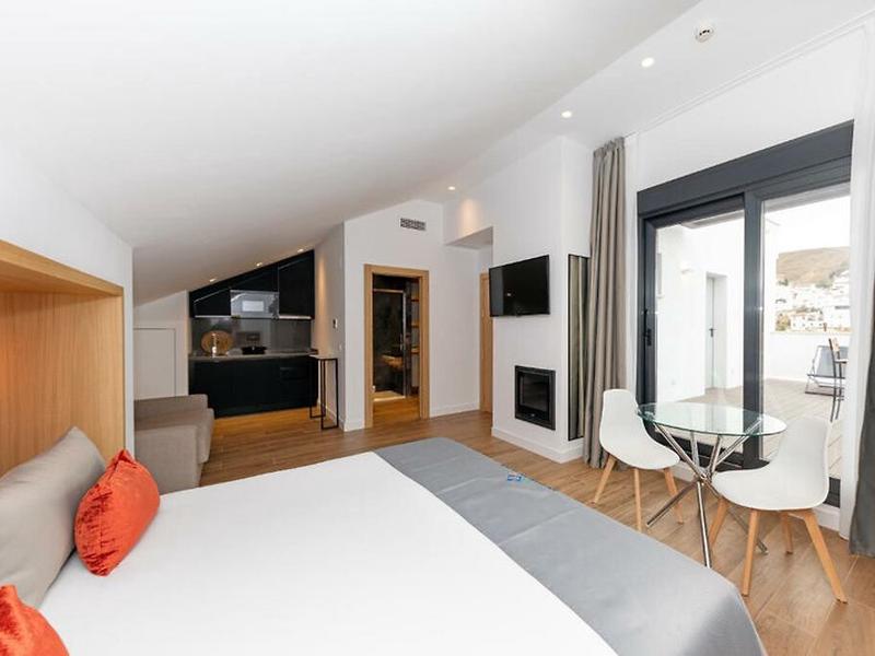 00185B03612840EC3BCB23FFD18AB0EC