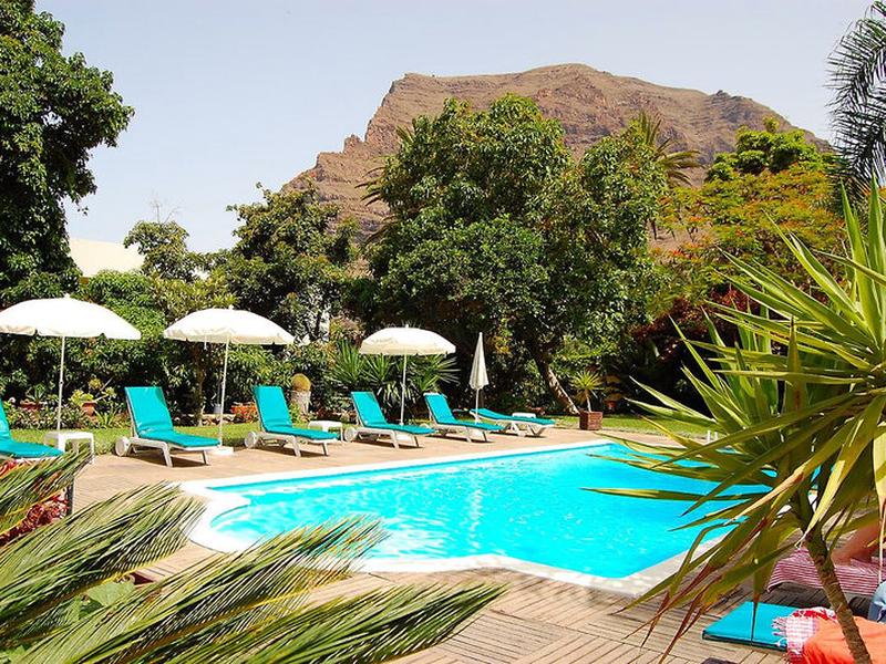 9E1901EFD745DFB82E5F25C048635392