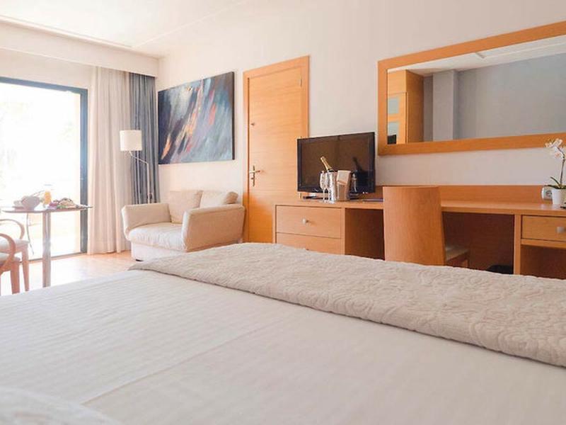 0D1184EF54B603A0D94E8E57EDA962B2