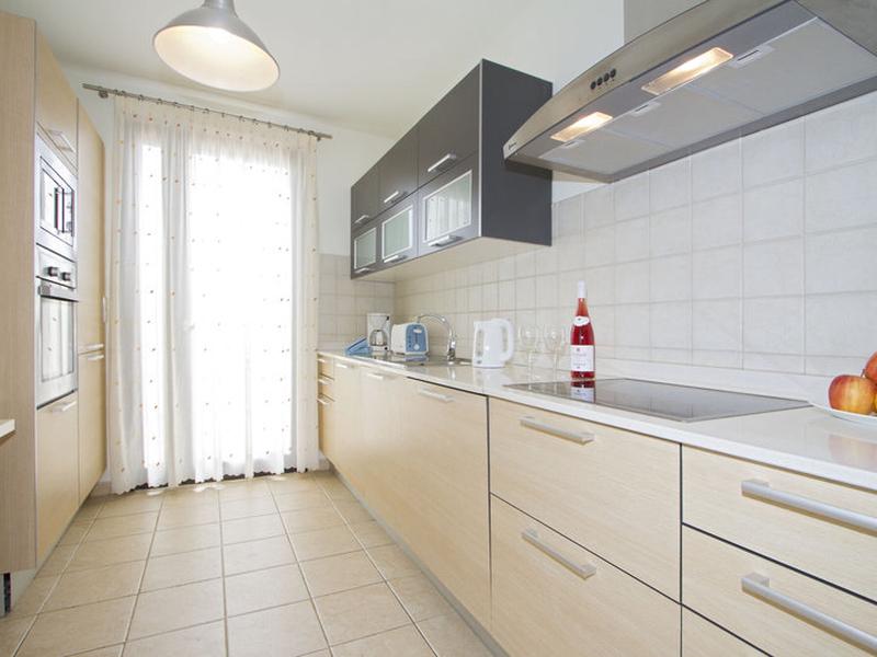 F354F7AE800315AE1D45979DA6B6B692