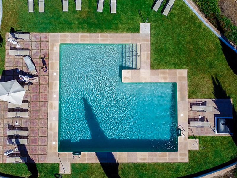 0DC024F47B5AA91AA85E41AB57145179