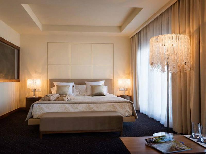 80DAE765197BE47BEF74CA837E72463C