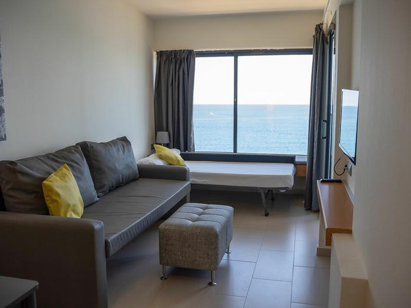 B208F376680A1C90C19209A1CC20DAF0