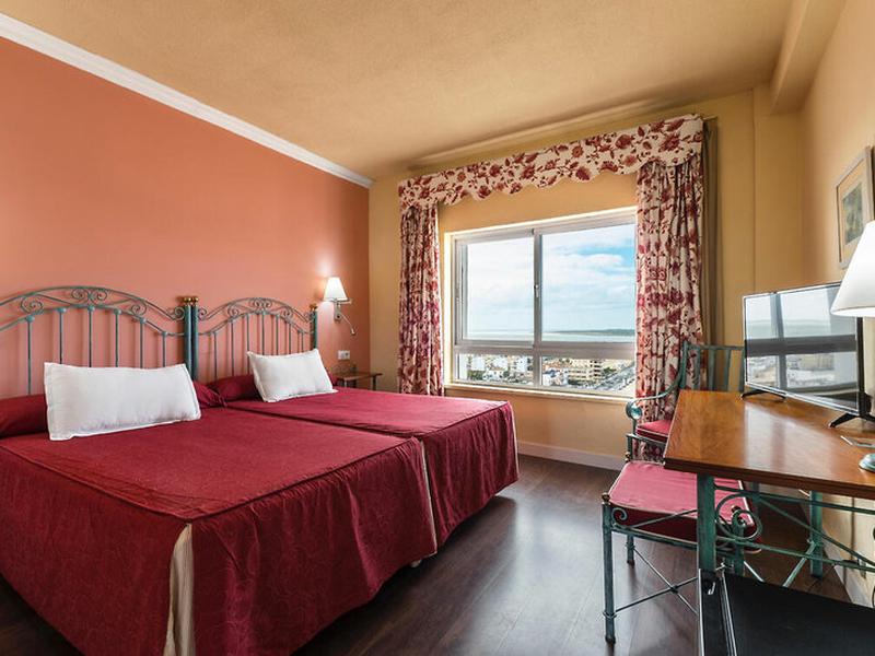 695CF67C04B228C11B8F1A8362B265E1