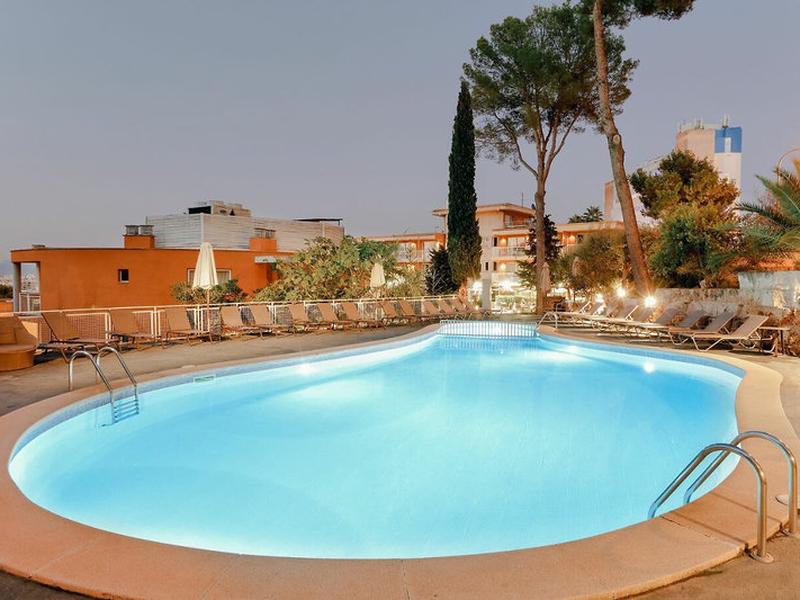 B3562775ACDFEDF0F1981F8AA4F6B104