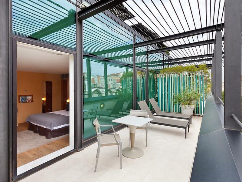 F5C0FF026C6AE14BE4D0CBDF605BA4A2