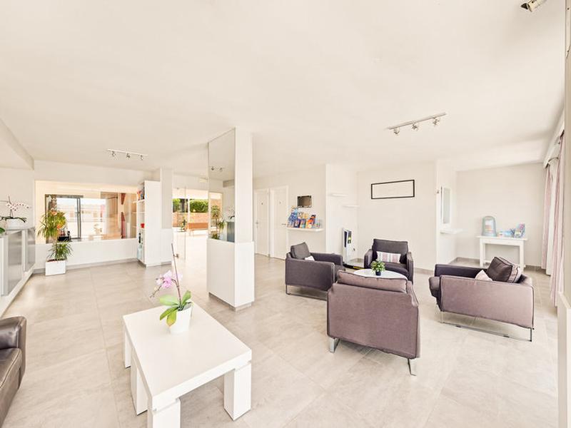 FD6E435BF553FE09449442B82496D039