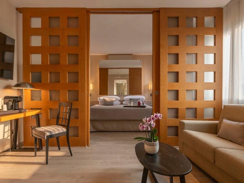 E651085CD33792B56F9EA2EC5B7182DD