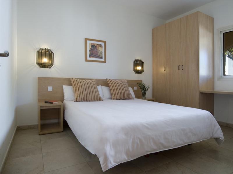 0D8993A85C46319A8F3074CD358EBF7E