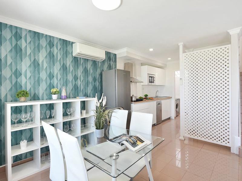 716DE22564BA9731EF9C6951061BB084