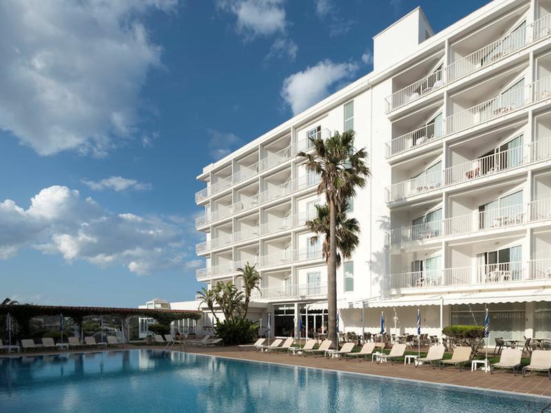 14513884C62BC14E3F5352822B5A8D4A