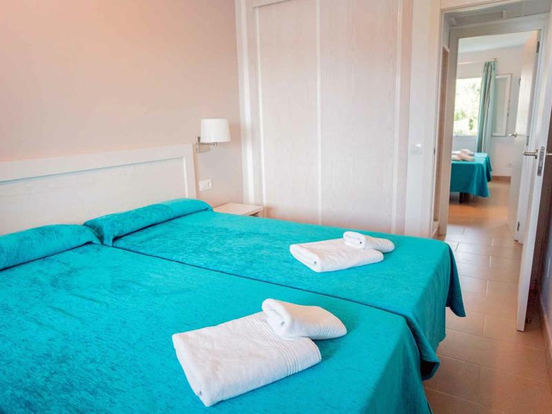 0D97E1736FCBD3422FB0D3C00A2D9A4A