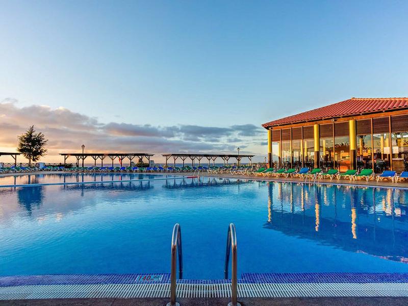 CC9F70ADC5BAB423B86F550C3A8D58EB