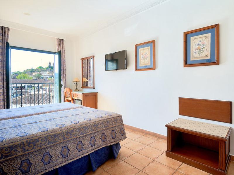 9DCC57C6711561FAEA9CDC4DEBD8DDBC