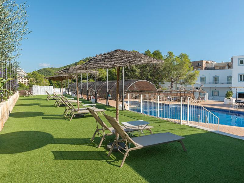 1AD8E968518257D2A690437C0FE7E0D3