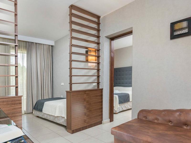 B404D7880C597C7BBFA695E0DF9FDA70