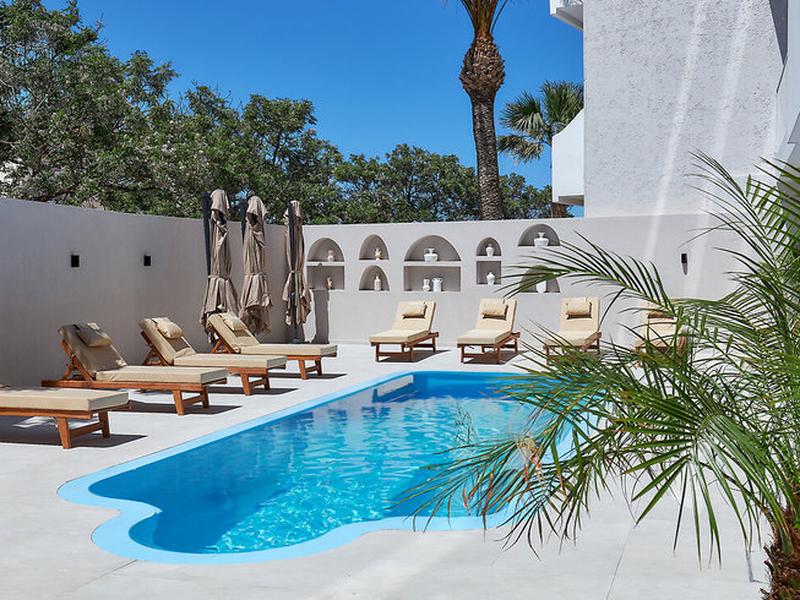 D26D90D4274AA29BA45F01082E5A7668