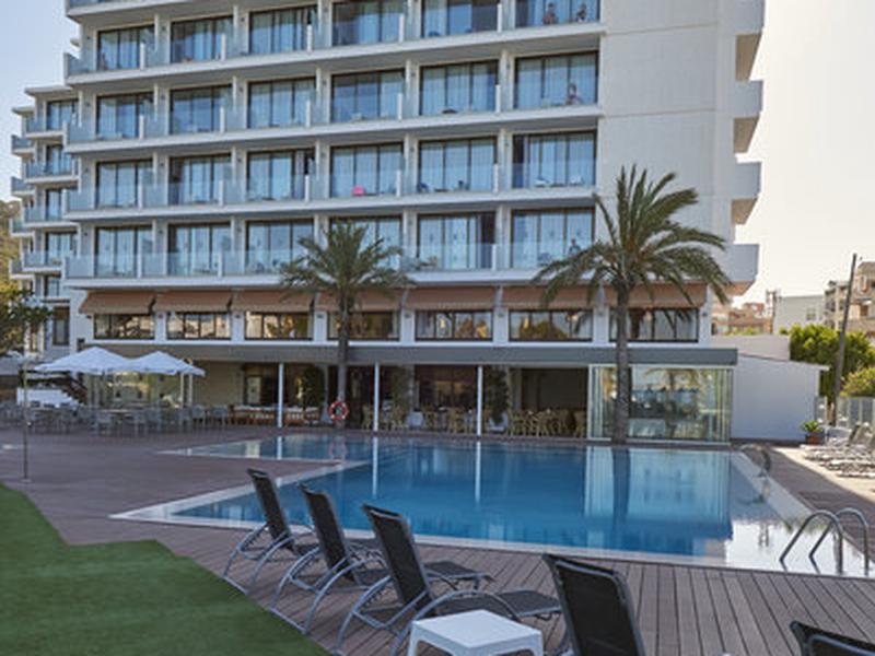 AAE053AD74A8FEDAD9AE74C19D7F952E