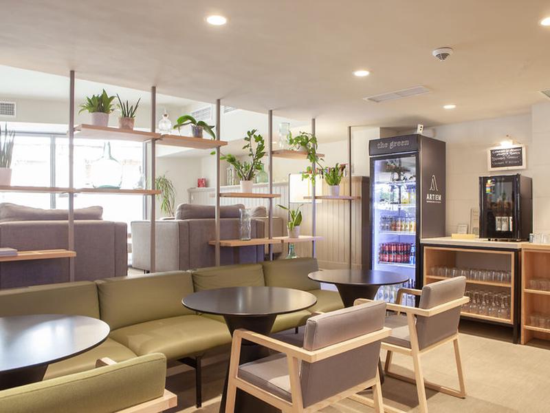 F1EADB8FF3EAE2570E59357BA8900121