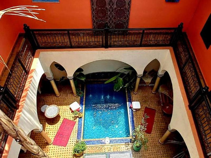 CF78D7E587DE8C04B596013591F56360