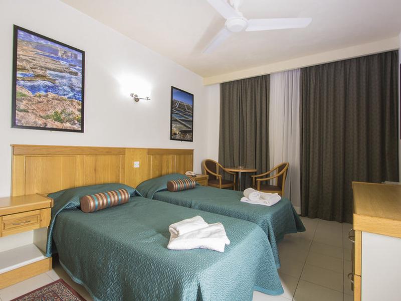 04D3C7E594A2B474405FD716D8AB3E1C