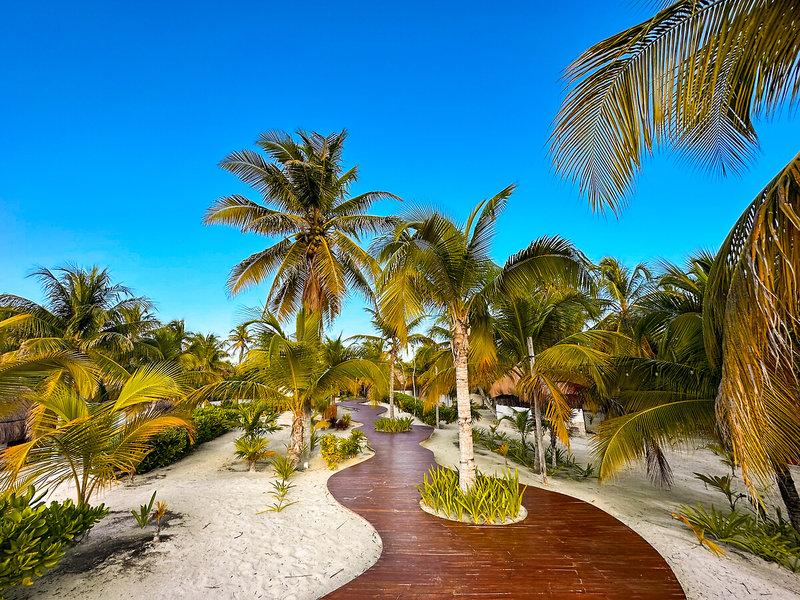 088EBF828545B69CBEE6C27E7008211A