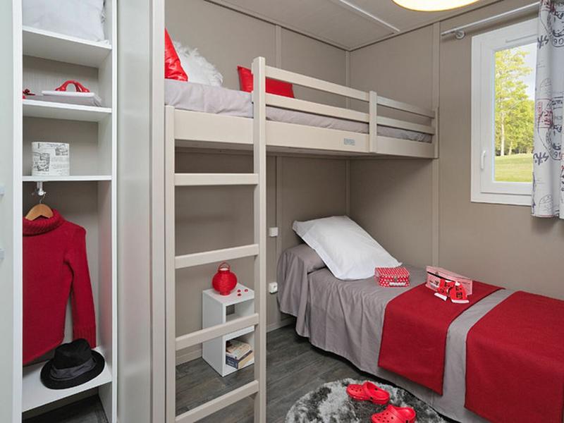 08245A90224C4ADA2E0796D97D42EAF1