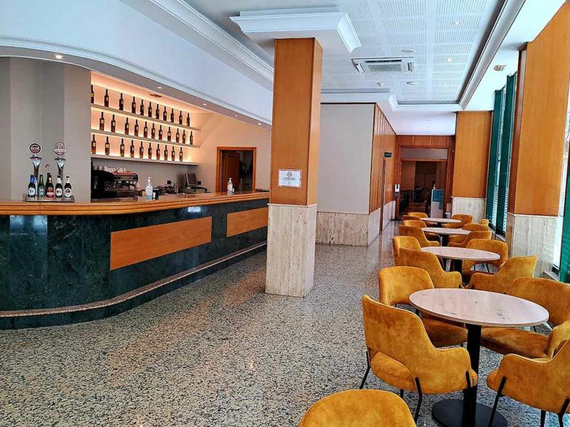 09BF2ED563284409812AA05D5B1B69B3