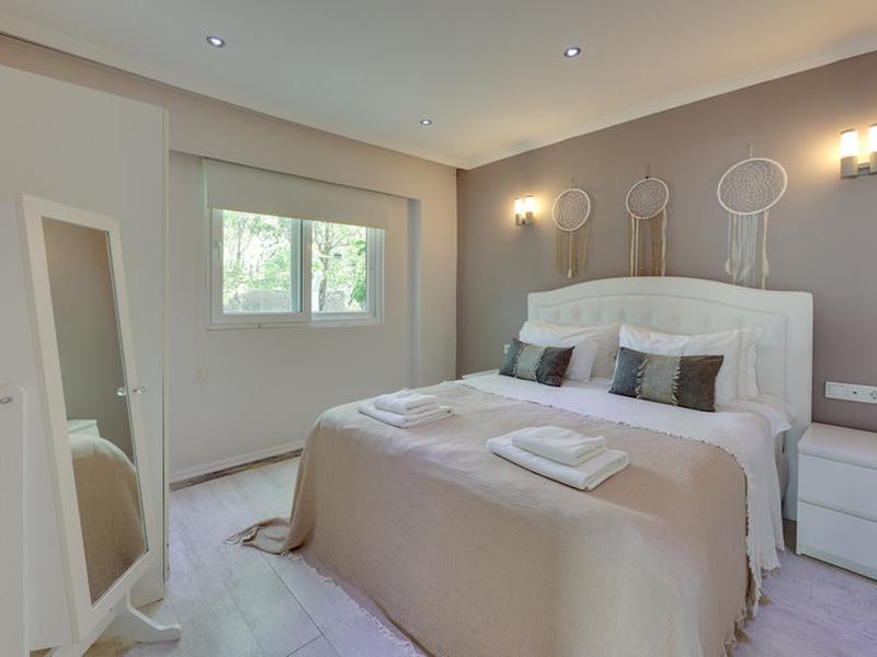 EDD23383D2E3F802A9EB5590B0FCEA7B