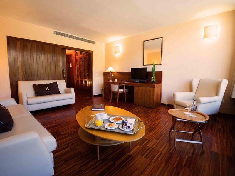 D75A17CAD020C44C9117425B4A783324