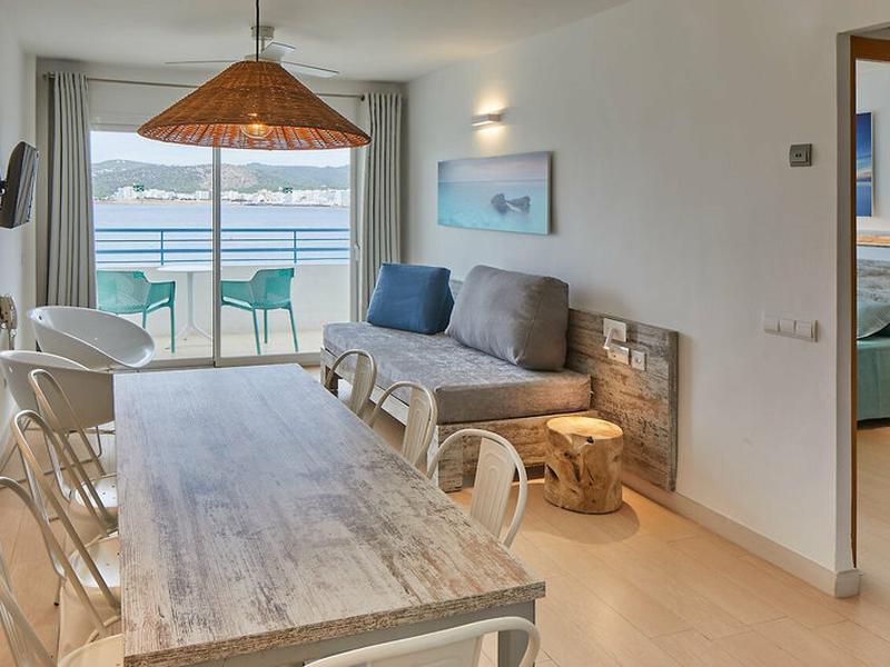 3F4823806D4FE918DF6B16ADDE74E67C