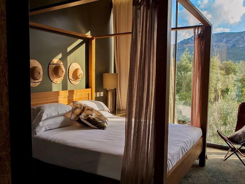 AB353A0C268907C56E2FE8C7ADE7C114