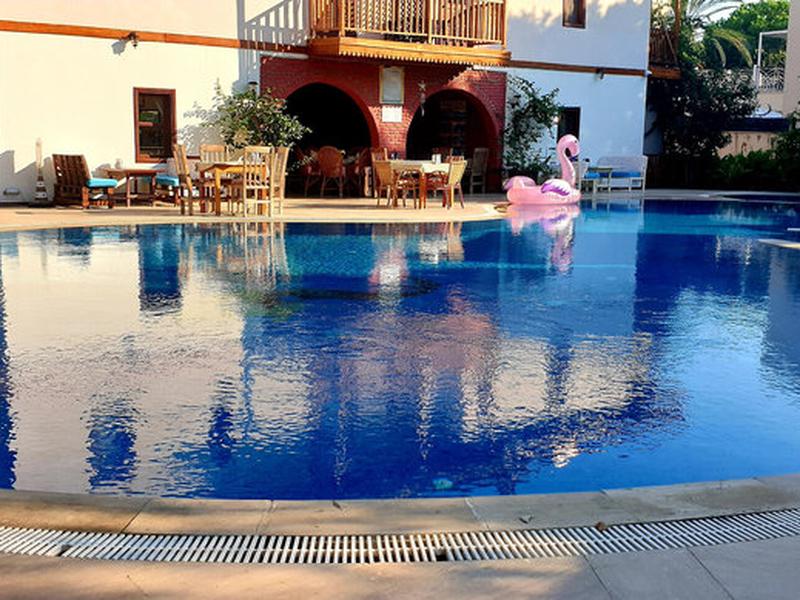 3C3171CB95B7888D2BBF5F5AAA6B99C6