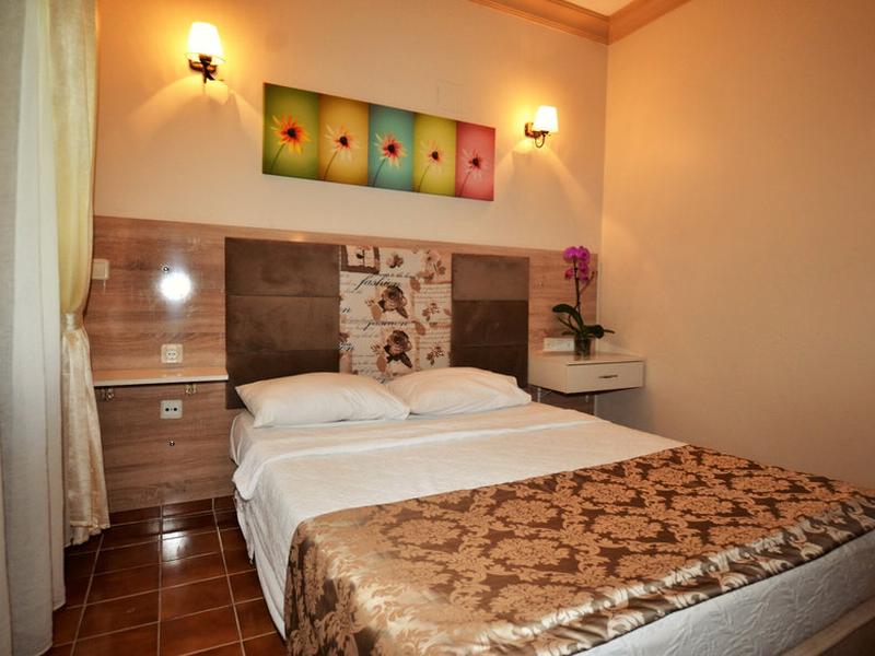 59922E714A78E81ACF4AA14093EB9043