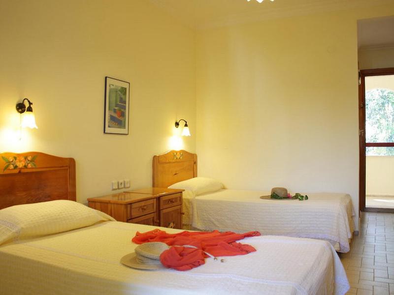 56609470E0FA5C3318259DCF0E71A722