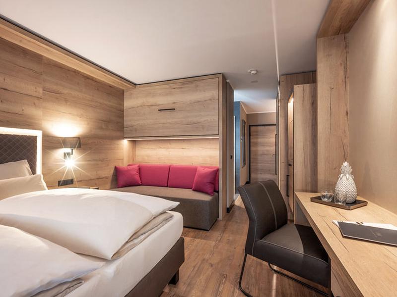 6F25B2B82D431D937D2351E9F5C04585