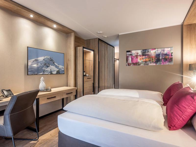 CDD3AB2C015D35CAD4D5F23BD8310E4D