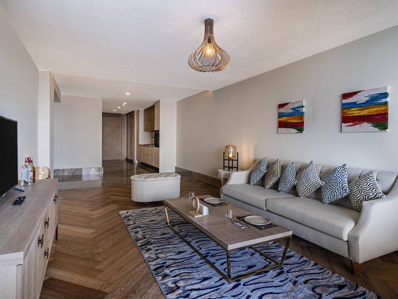 FDD19B1E5D614DC6666E47A7B16FA8C6