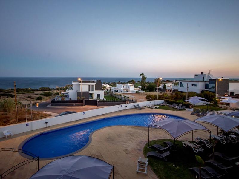 7106F96502B9A3550E5F2B1A2DC1561B