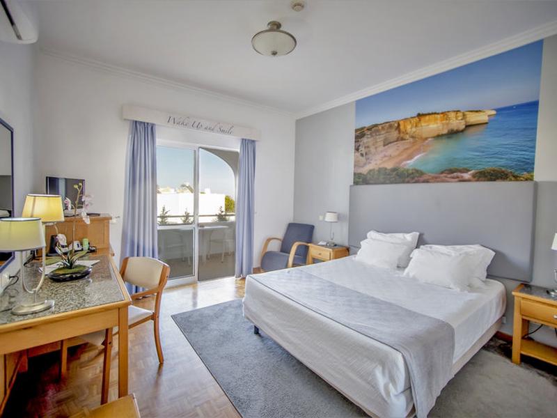 A67864F56887F238E4A3EACB71D095D7