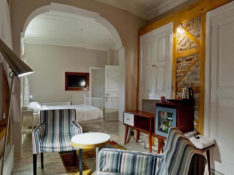 C281A021FA0E91E2C1C57E1521E190EF