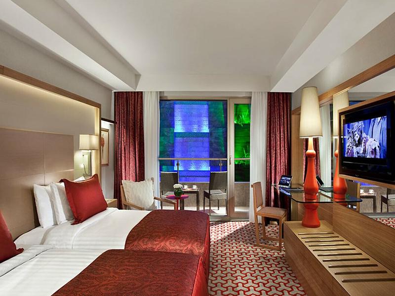 71F03590061710BD8ADCF5AA4582D693