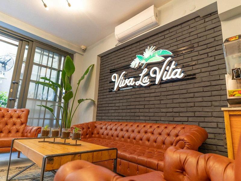 512B89C2A69C02BA02B676A64BE86535