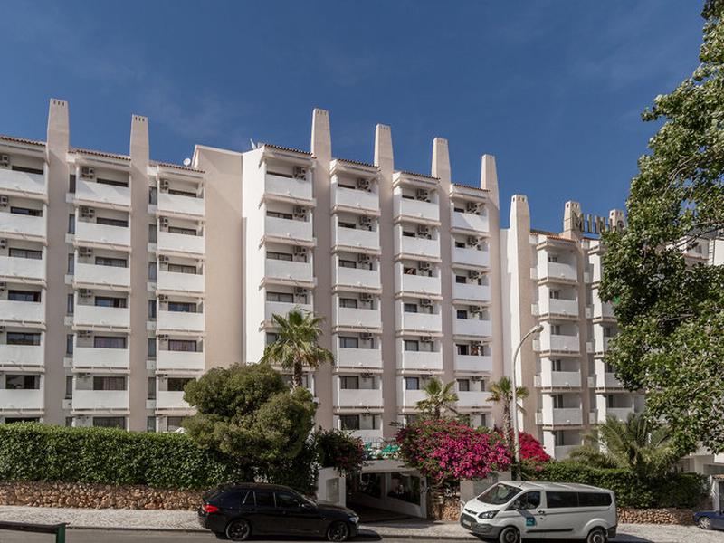 B7791968555DC7E83DCCE68CE7C77A52