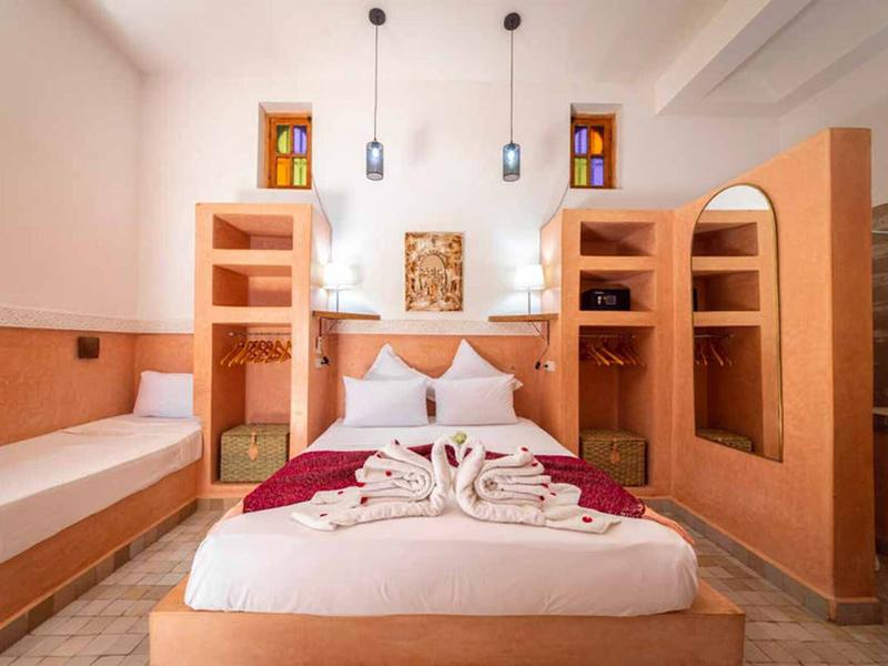 D0C2EA95C008C6483E42B3CE5B265208