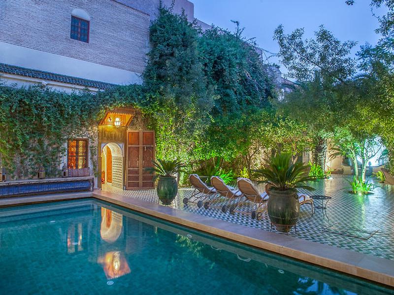 21D509798F985FA3DFC6B530F762004F