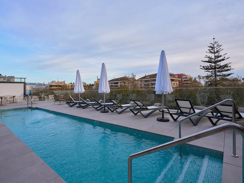 E270570DB9709F9A8818133EFF40B394