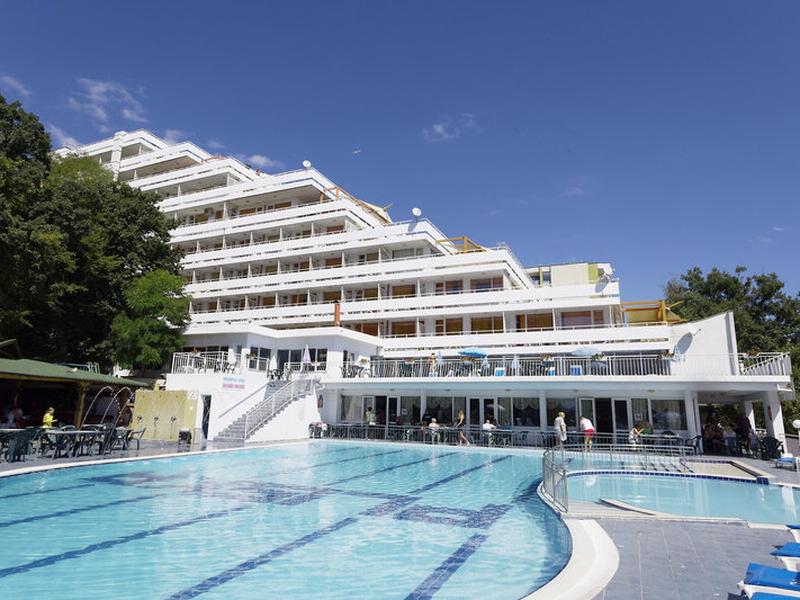 592AEB4F0715FCA2A93052CE7C537616