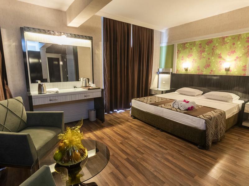 B57E77686C8DBC218F37165DD6EB9CCC